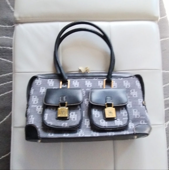 Brentano Moda Italia Jacquard Satchel - Picture 6 of 12